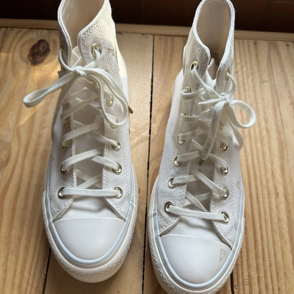 Converse women all
